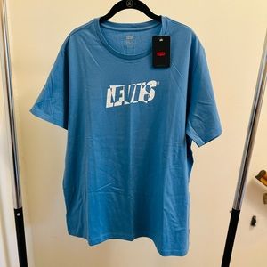 Brand New Men’s Levi’s Tshirt.